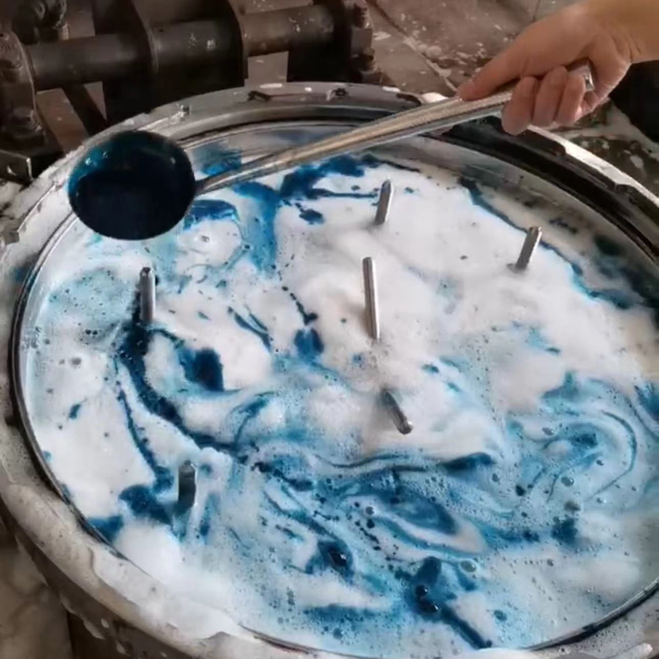 Yarn dyeing